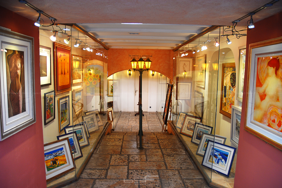 Egy kapualj Ajaccio-ban 