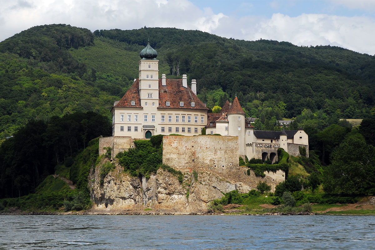 A gyönyörű Schönbühel kastély Melk mellett, Ausztiában.