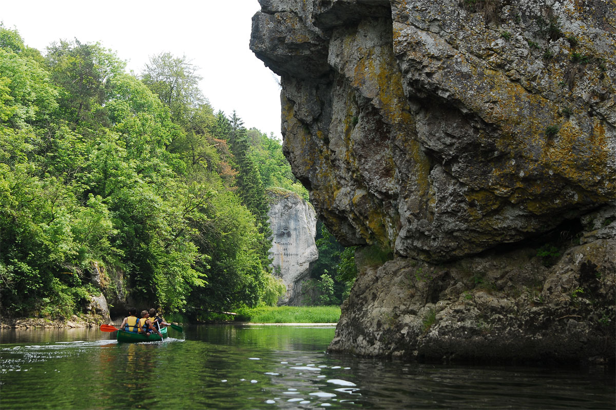 Kenutúrázók Amelienfelsennél